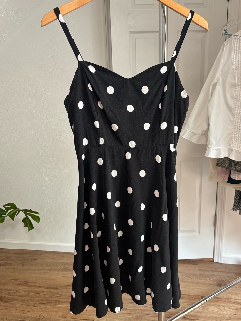 Old Navy polka dot fit and flare cami dress with sweetheart neckline. Large